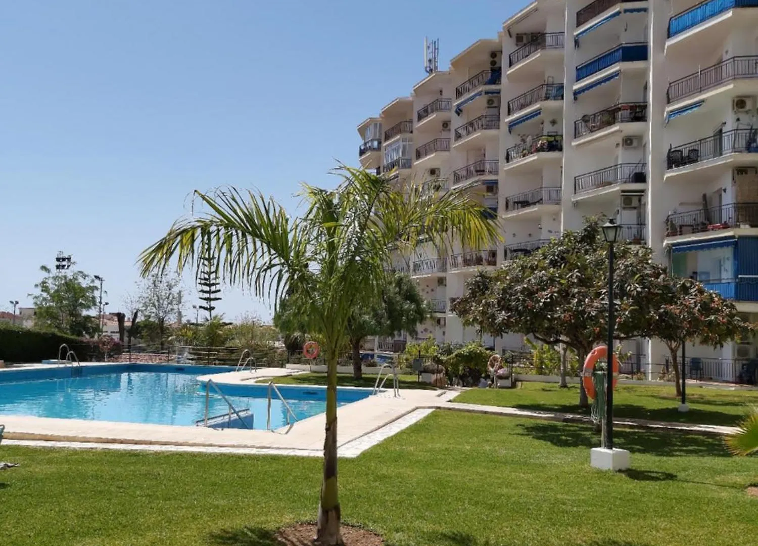 Apartamento La Casa Del Abuelo نيرخا